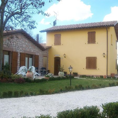 Agriturismo Lo Sgorzolo Pergola Bagian luar foto